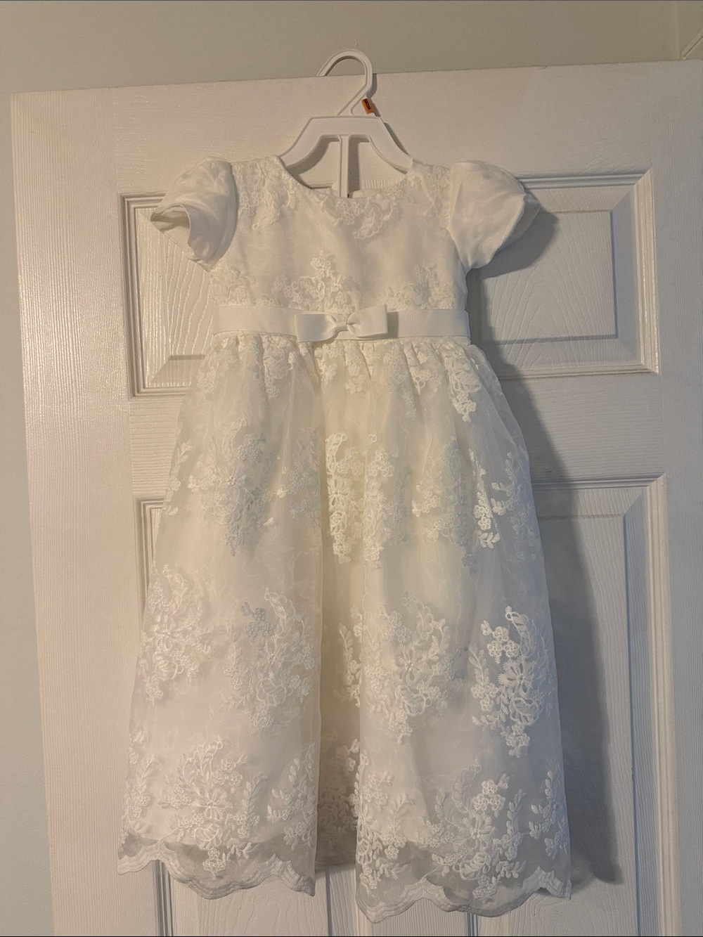 Girls' Cream Lace Formal Dress with Bow